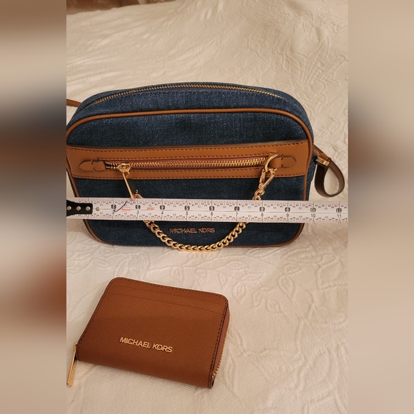 Michael Kors Purse and Wallet Blue Denim - Picture 7 of 9